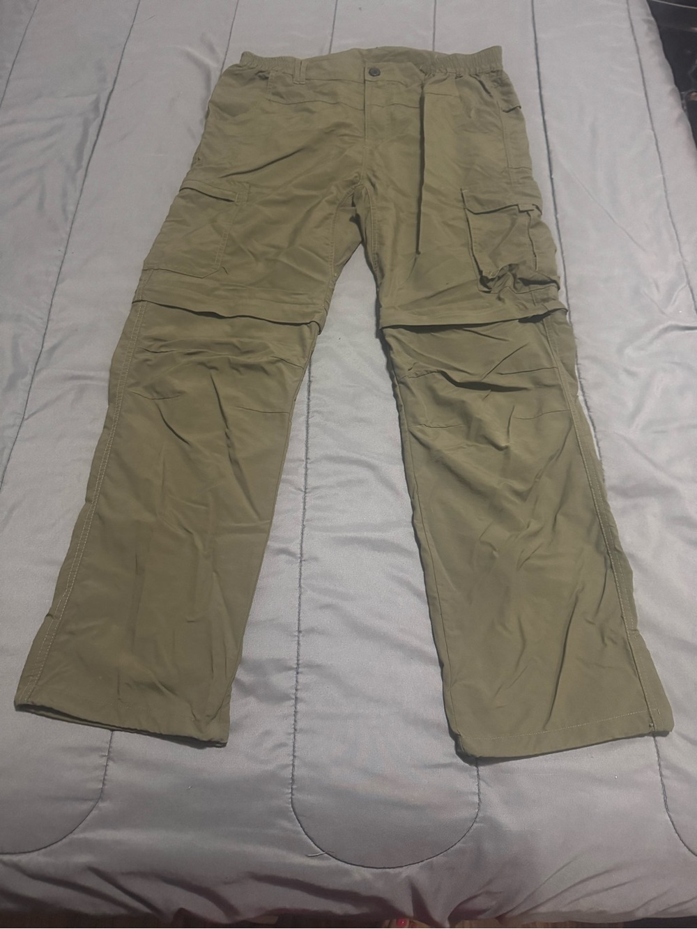 Men's Olive Cargo Convertible Pants